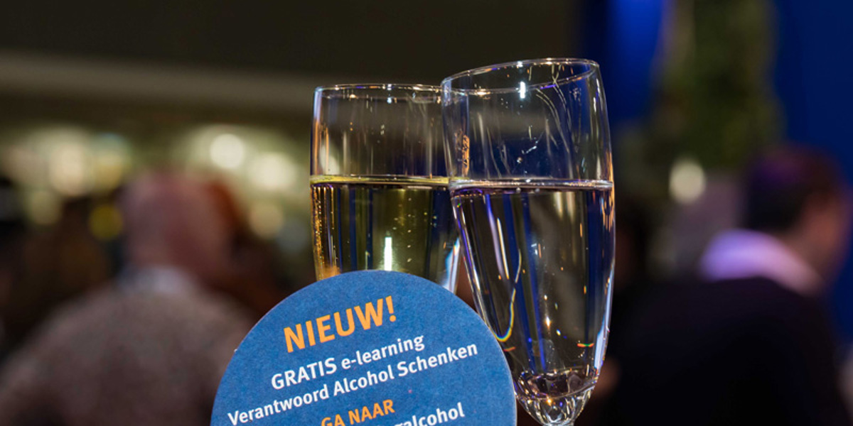 Nieuwe gratis e-learning ‘verantwoord alcohol schenken’ voor medewerkers sportkantines