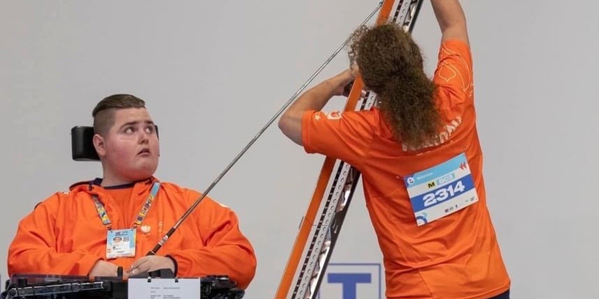 Topsport met een spierziekte: Thomas (24) bewijst dat het kan