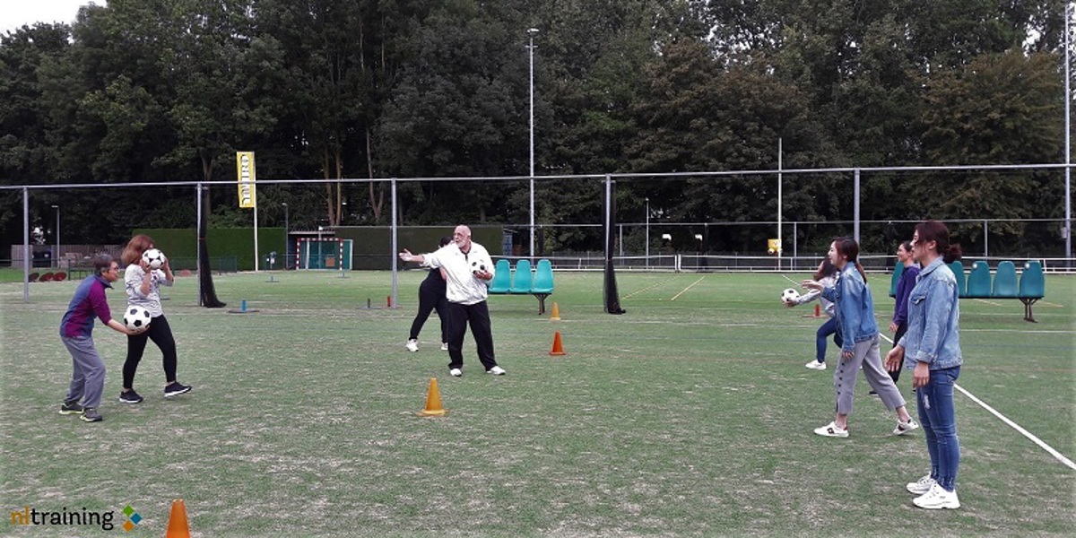 'Samen in beweging' combineert taal, gezondheid en sport