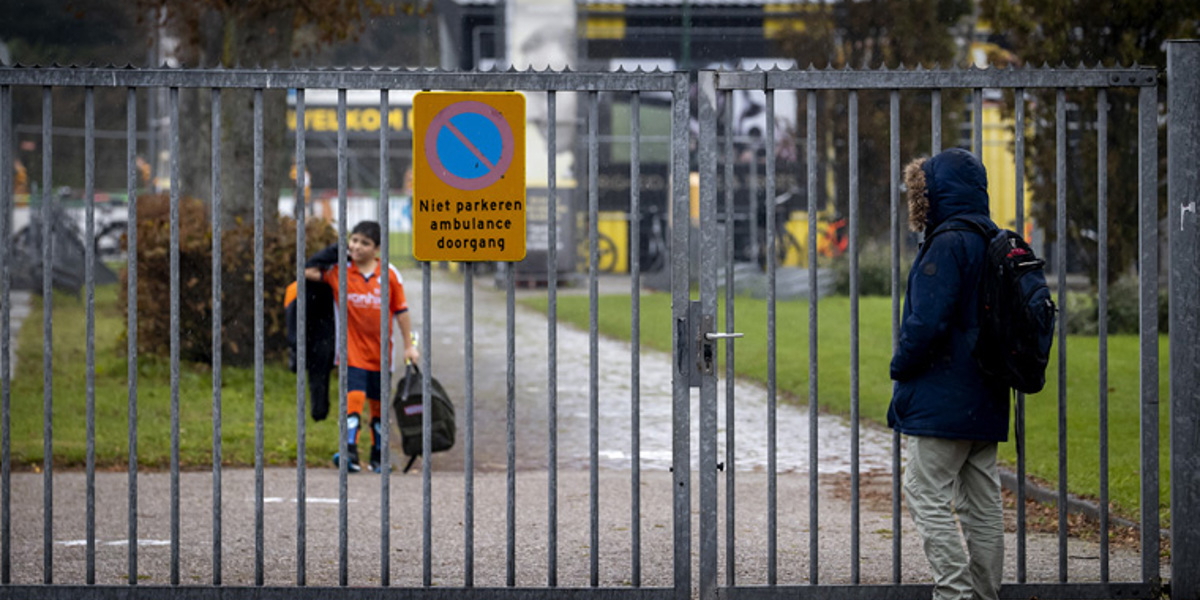 Kabinet kondigt terugkeer naar gedeeltelijke lockdown aan