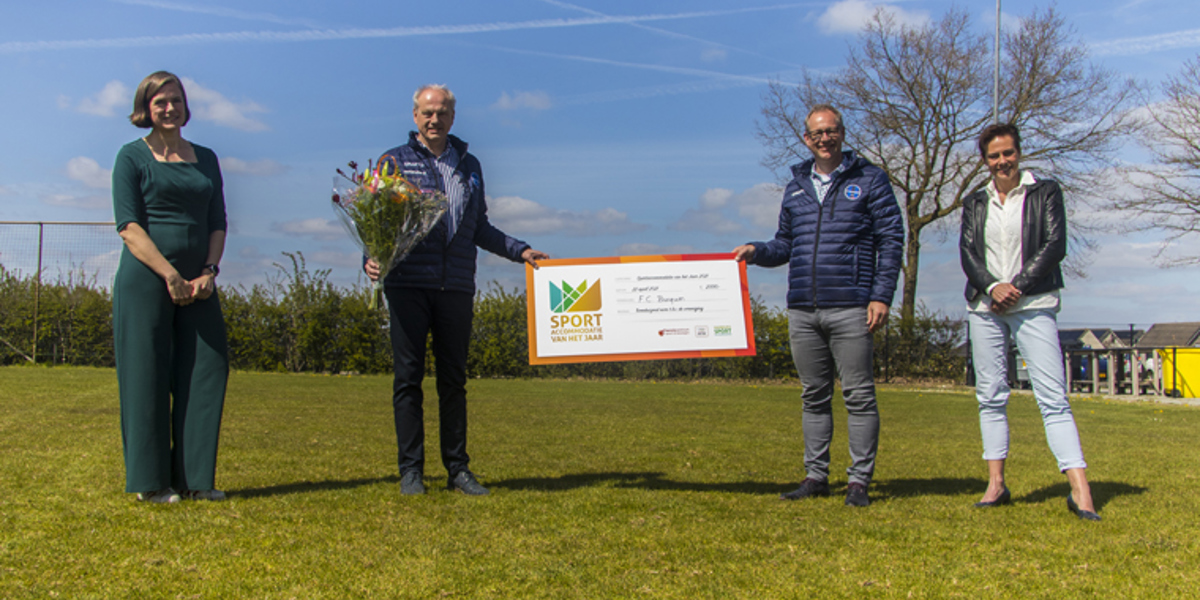 Voetbalvereniging FC Burgum winnaar Sportaccommodatie van het Jaar