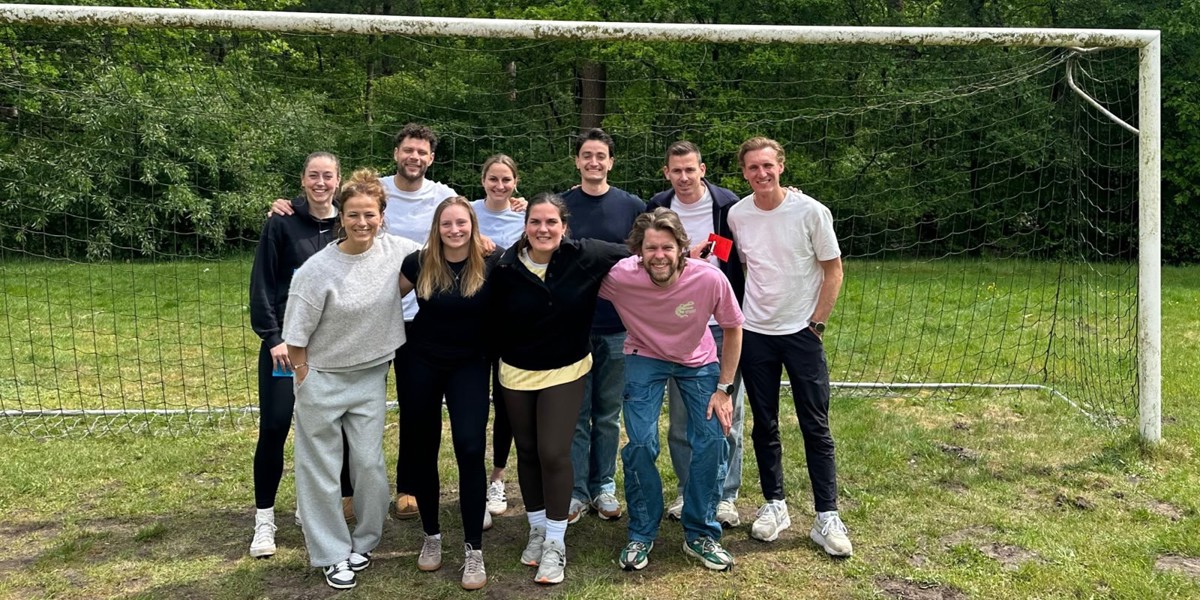 Topsporters ontdekken nieuwe perspectieven in groepsprogramma KNVB en TeamNL