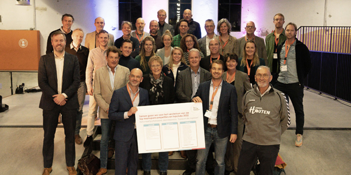 Versterken van de top-teamsportcompetities en topclubs 2032