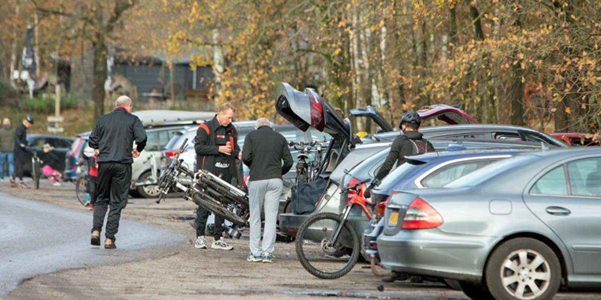 Footprint reizende amateursporter vraagt om actie