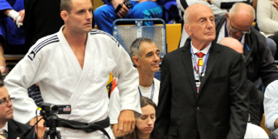 Legendarische judocoach Chris de Korte overleden