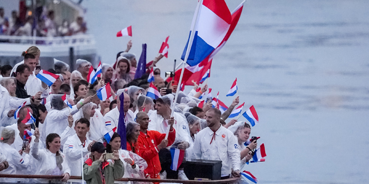 Franse president Macron opent dertigste Olympische Zomerspelen