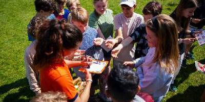 TeamNL-ers bezoeken hun oude basisschool voor Olympic Day