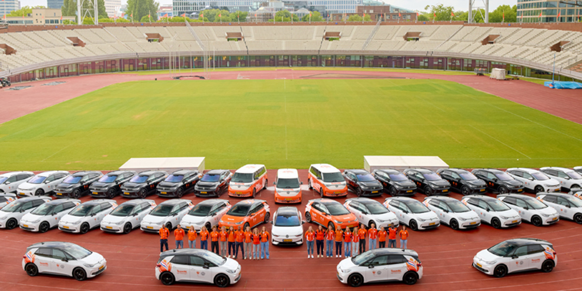 TeamNL rijdt elektrisch: duurzame aftrap met Volkswagen in Olympisch Stadion