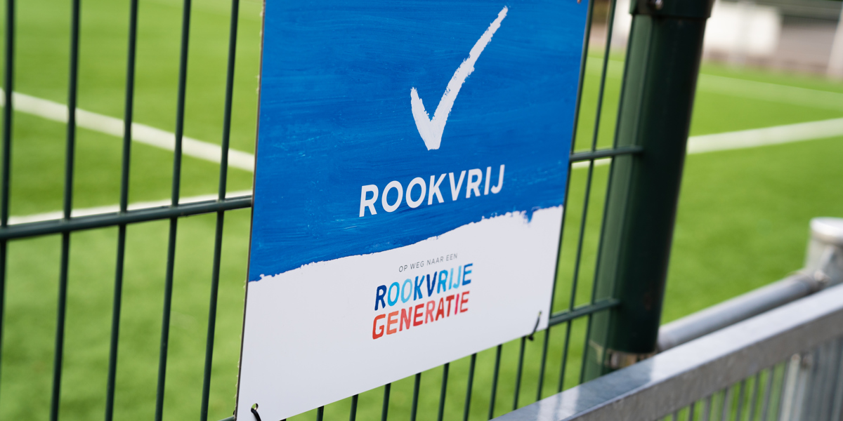 Communicatiemiddelen De sport wordt rookvrij