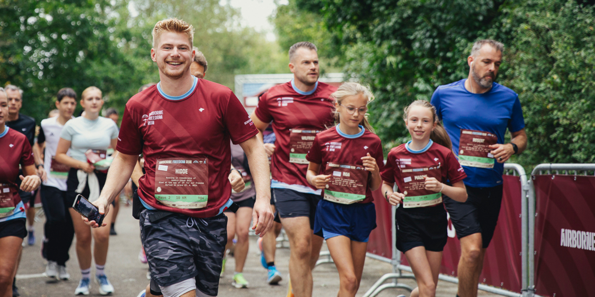 Airborne Freedom Run brengt sport en historisch besef samen 