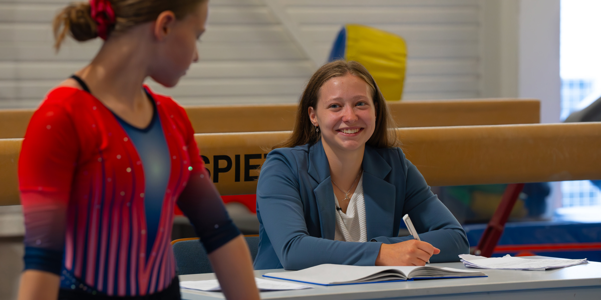 Myrthe Schoenmakers: "Jury zijn is niet altijd makkelijk. Zeker niet als iemand drie keer valt in een oefening."